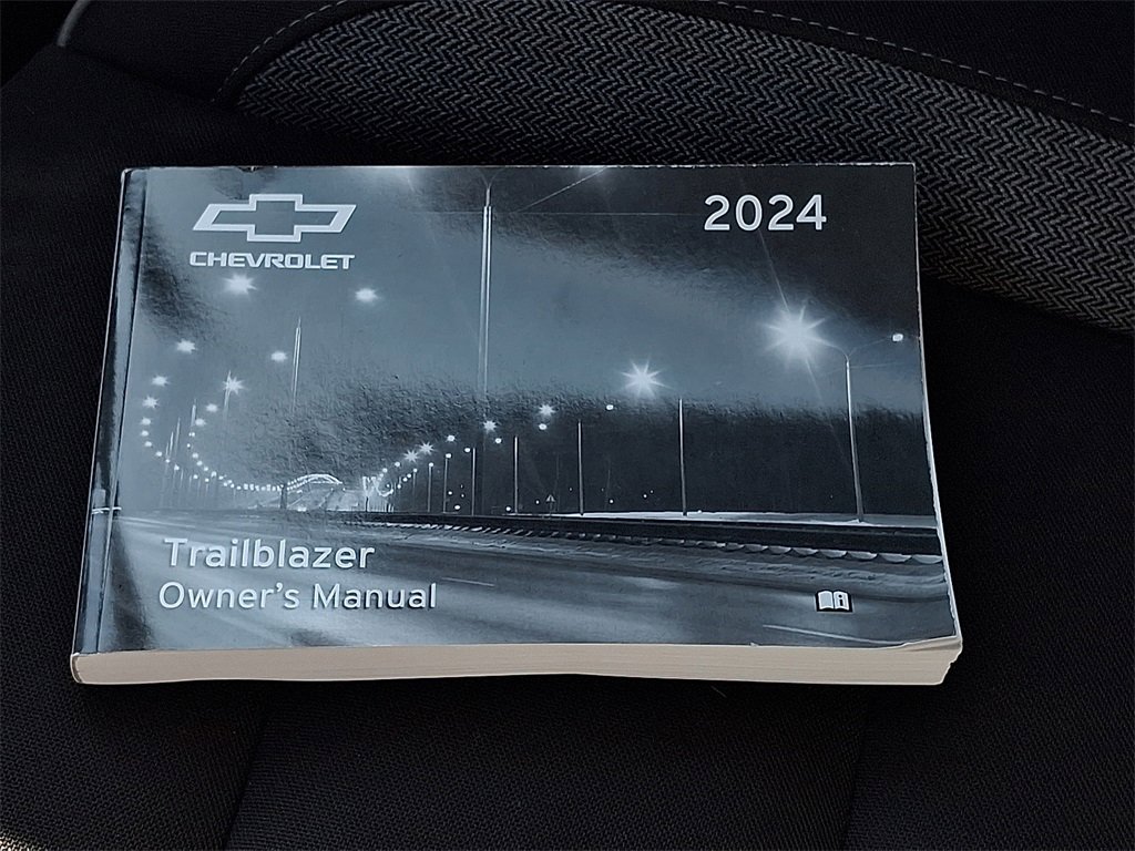 2024 Chevrolet Trailblazer LT photo 24