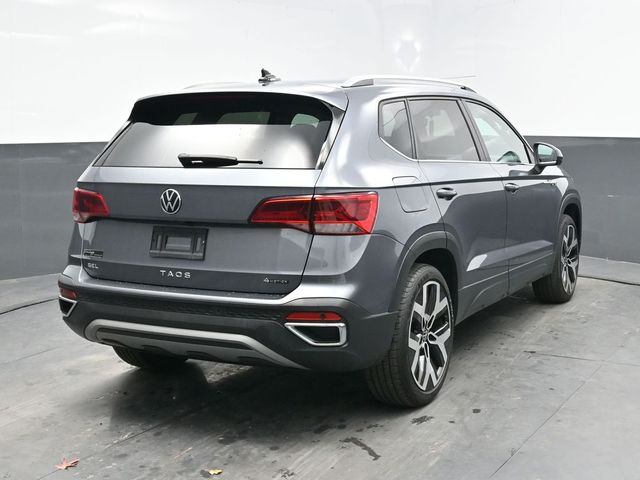 2022 Volkswagen Taos SEL photo 3