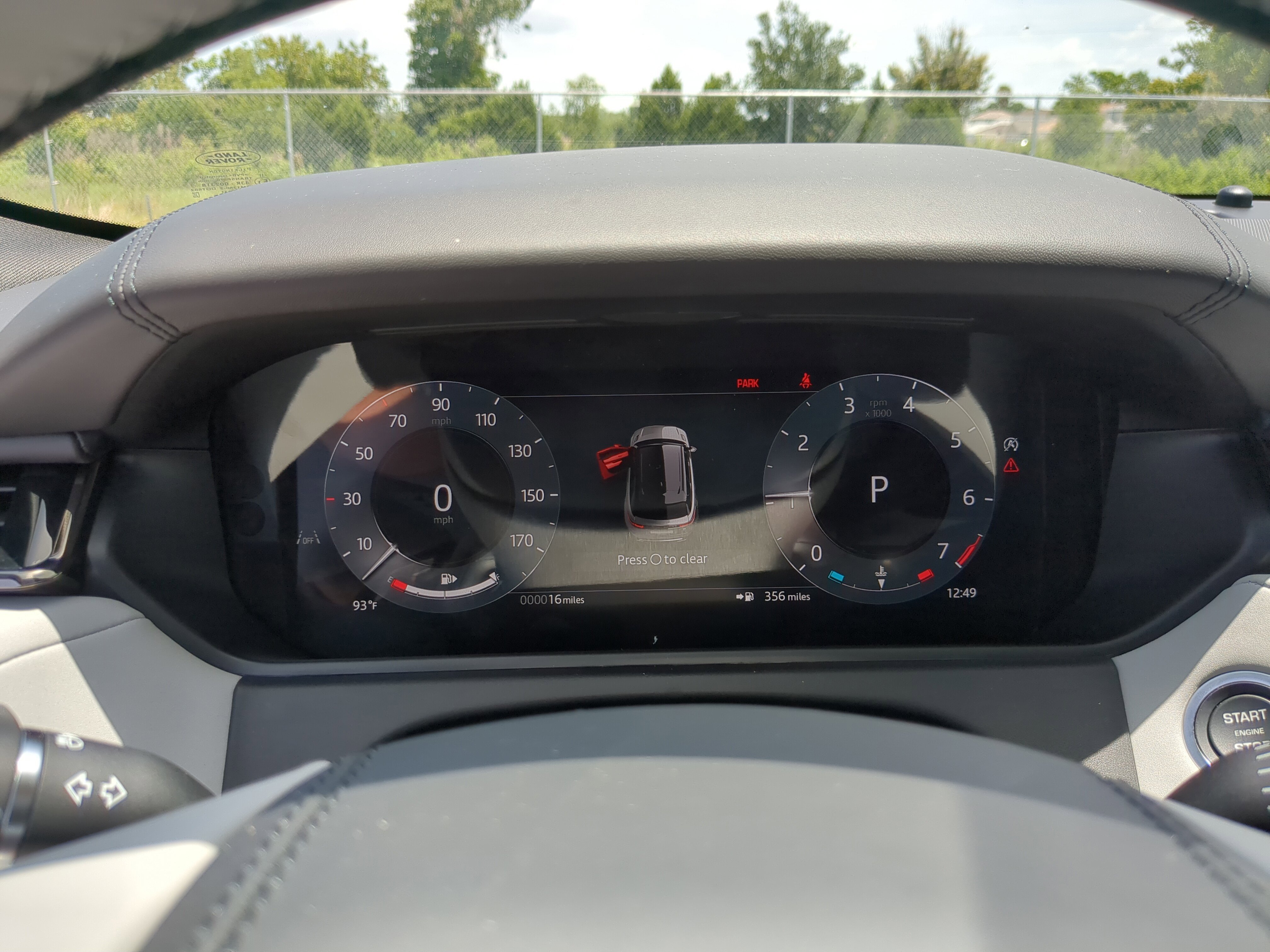 2026 Land Rover Range Rover Velar SE photo 17