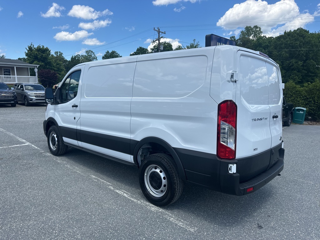 2024 Ford Transit Cargo Van photo 3