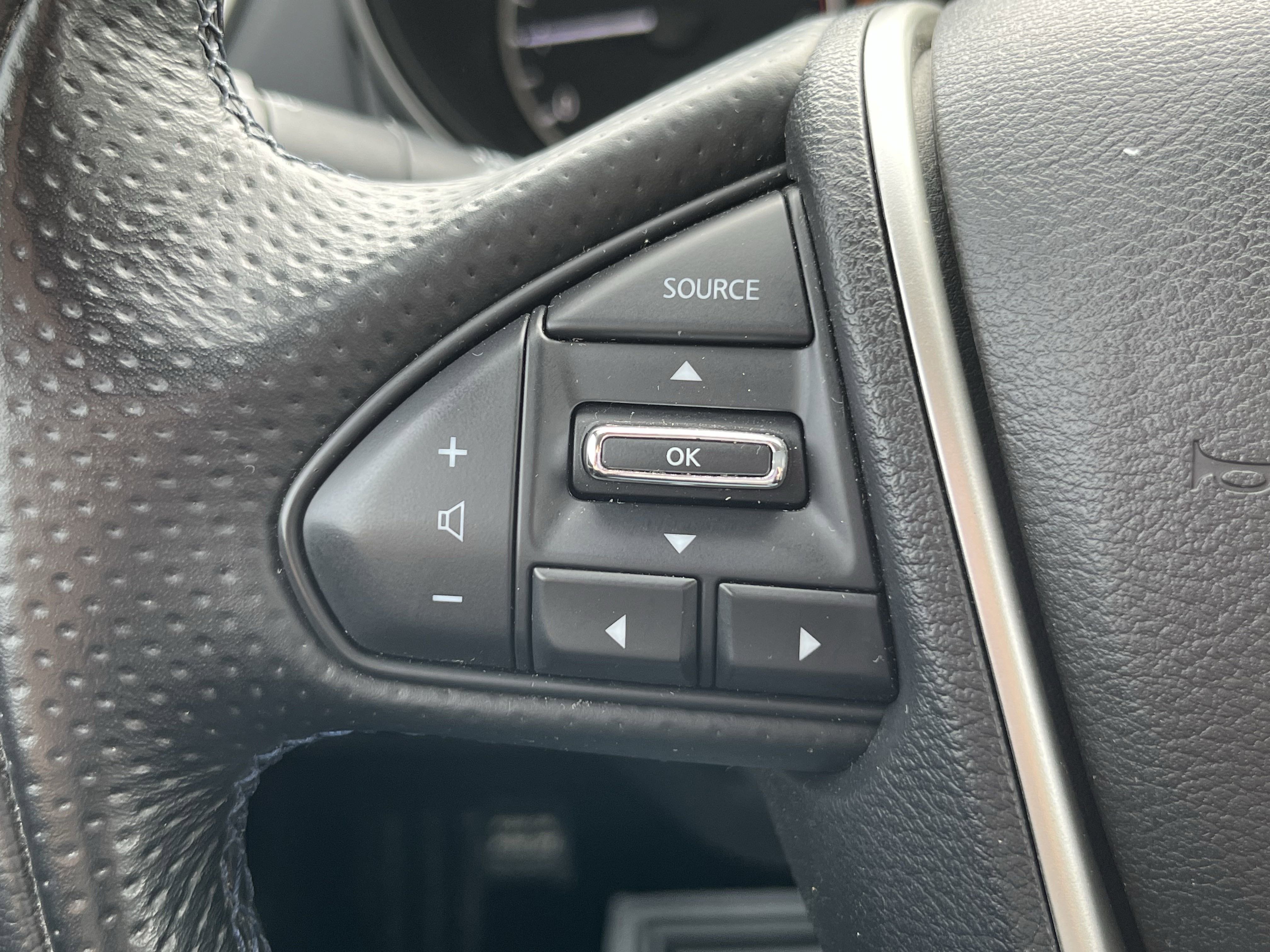 2018 Nissan Maxima S photo 3