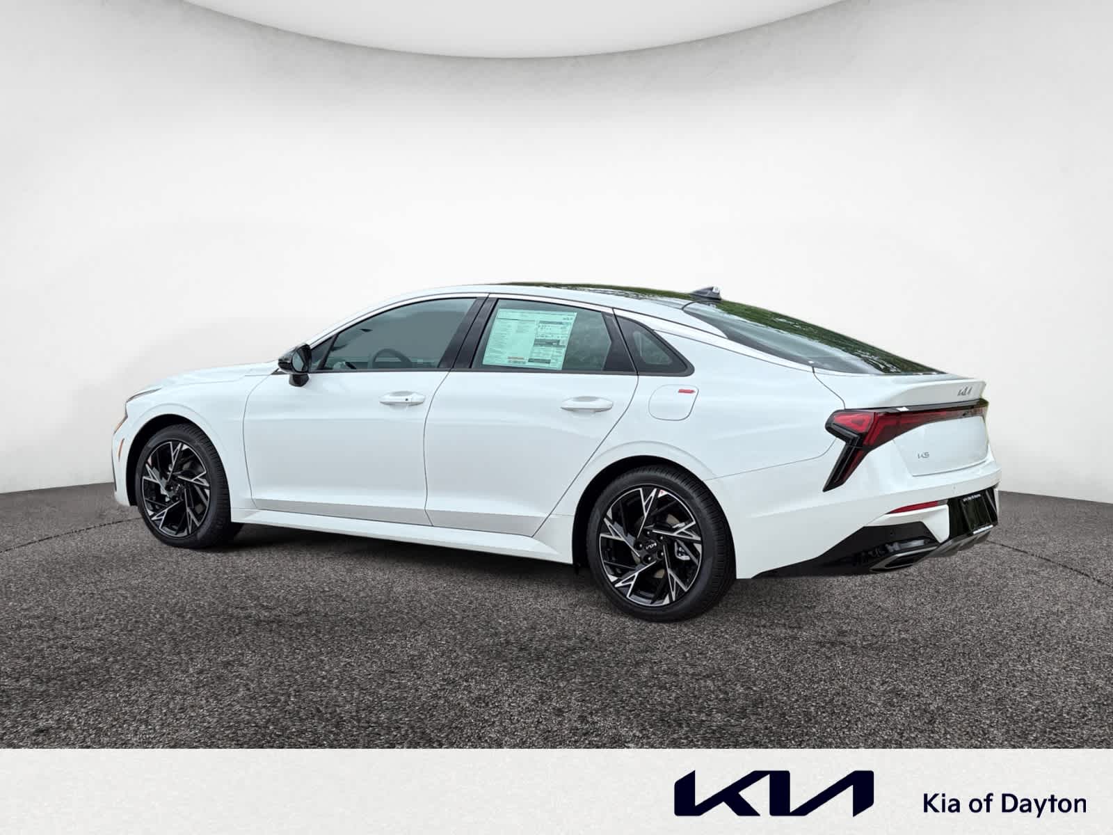 2025 Kia K5 GT-Line photo 3
