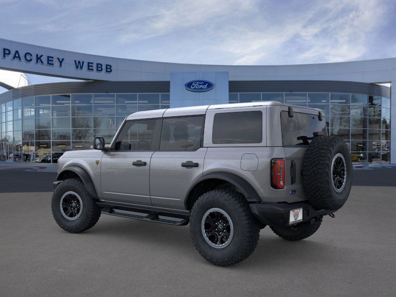2025 Ford Bronco Badlands photo 3