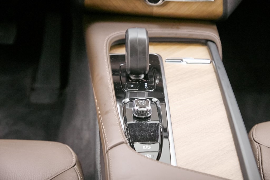 2024 VOLVO XC90 - Image 31