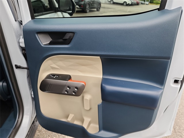 2025 Ford Maverick Lariat photo 17