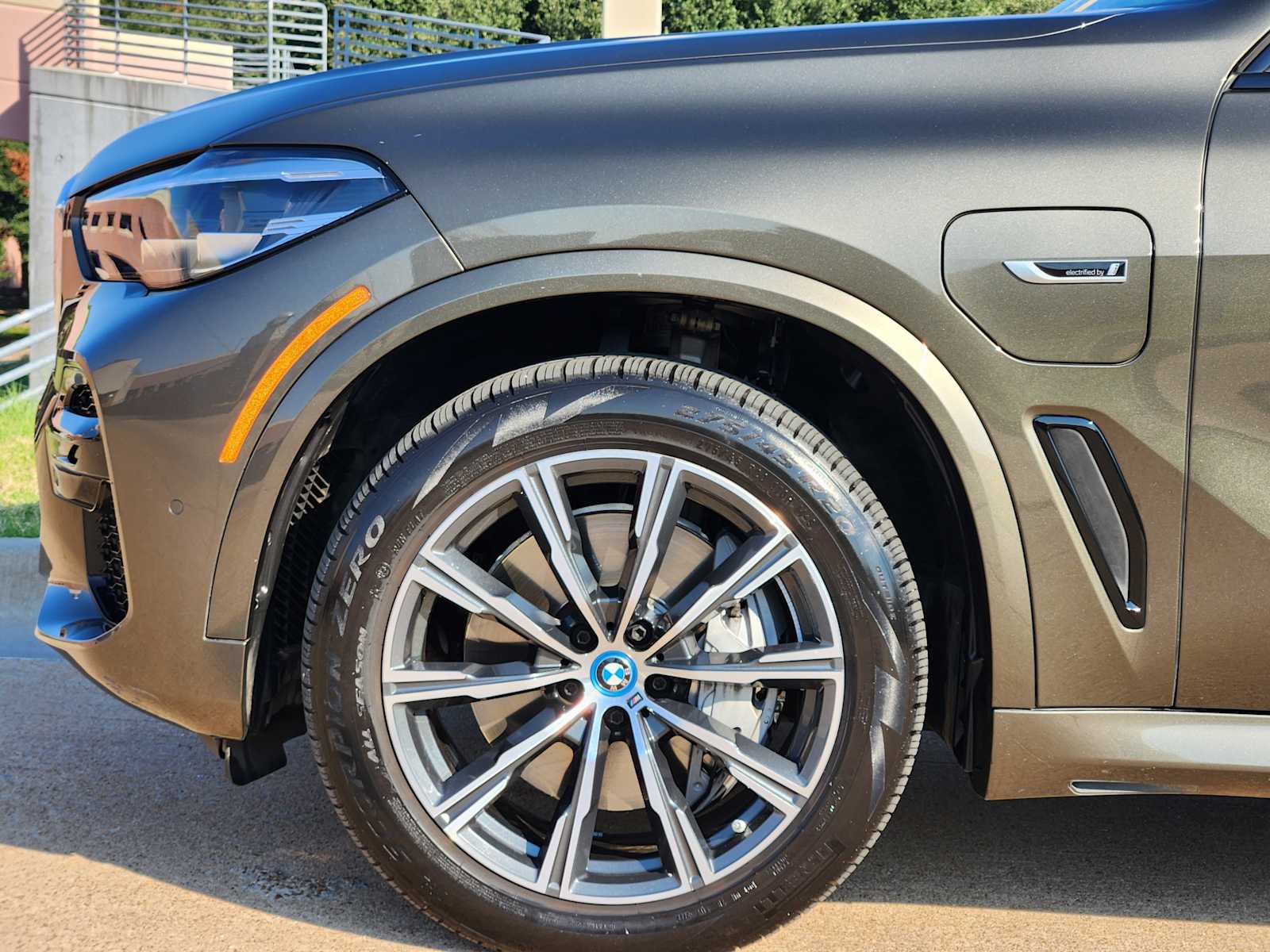 2023 Bmw X5 xDrive45e photo 4