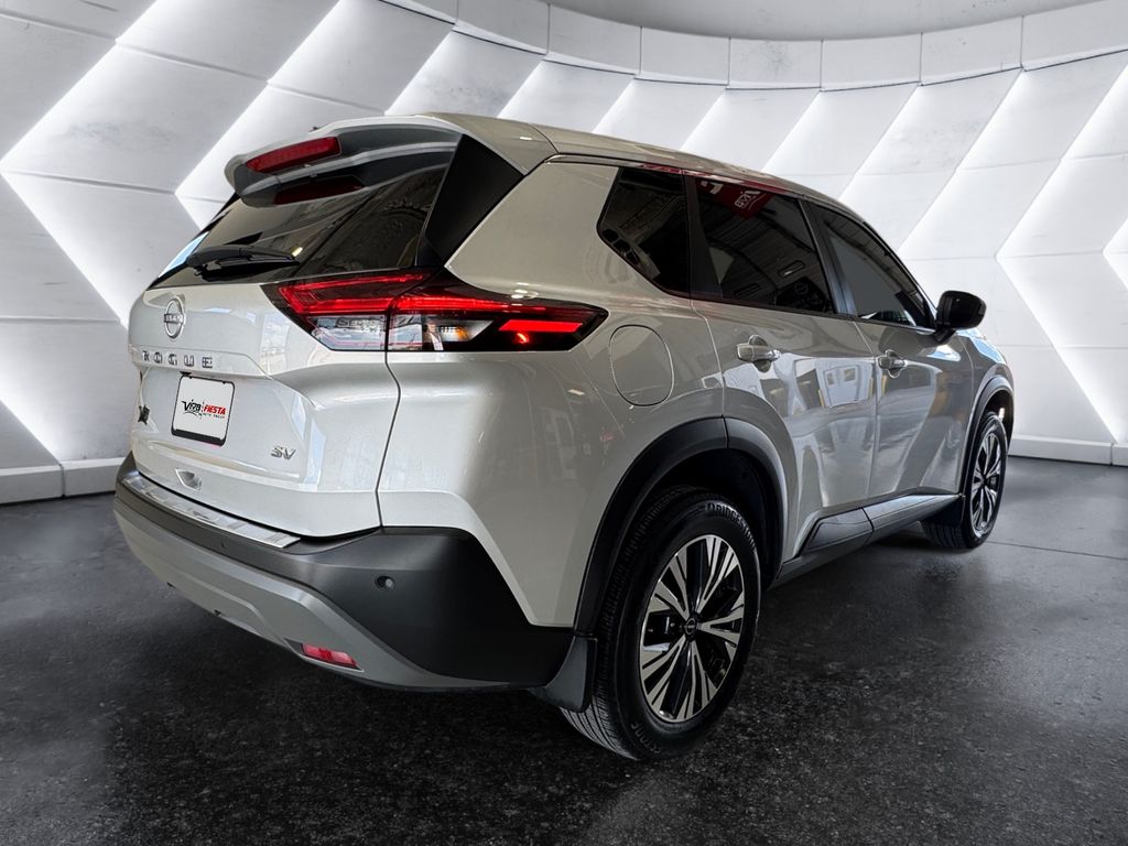 2023 Nissan Rogue SV photo 4