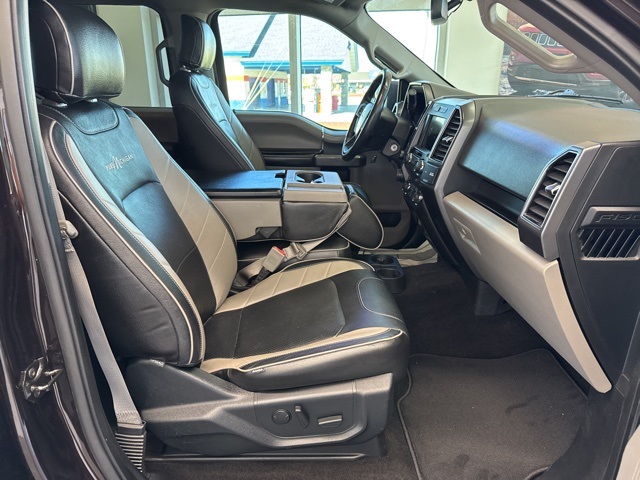 2019 Ford F-150 XLT photo 13