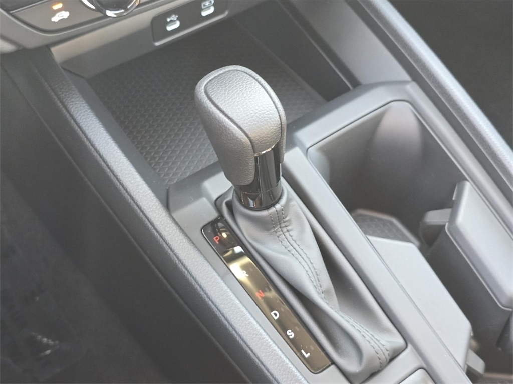 2025 Honda Accord SE photo 25