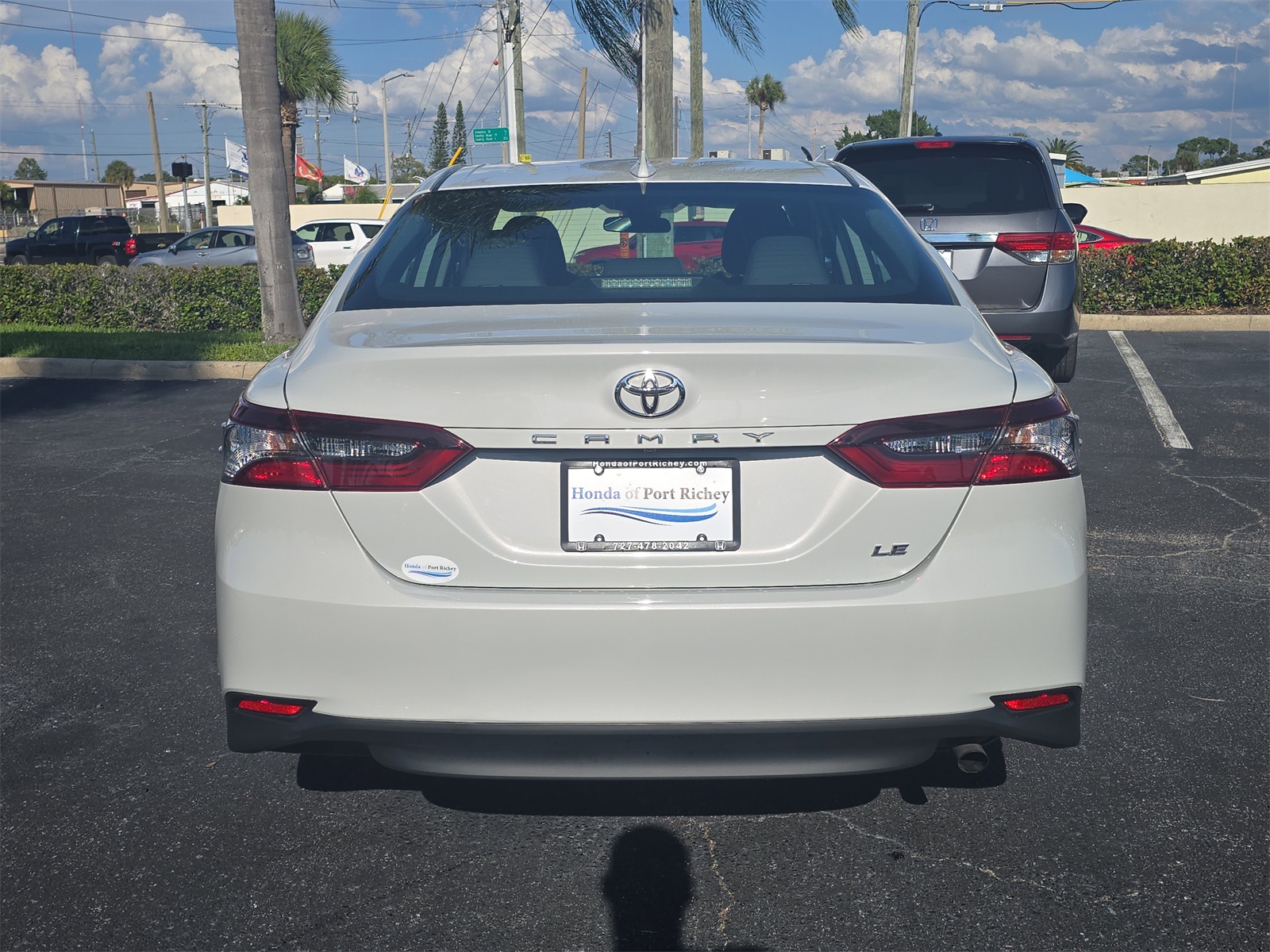 2023 Toyota Camry LE photo 5
