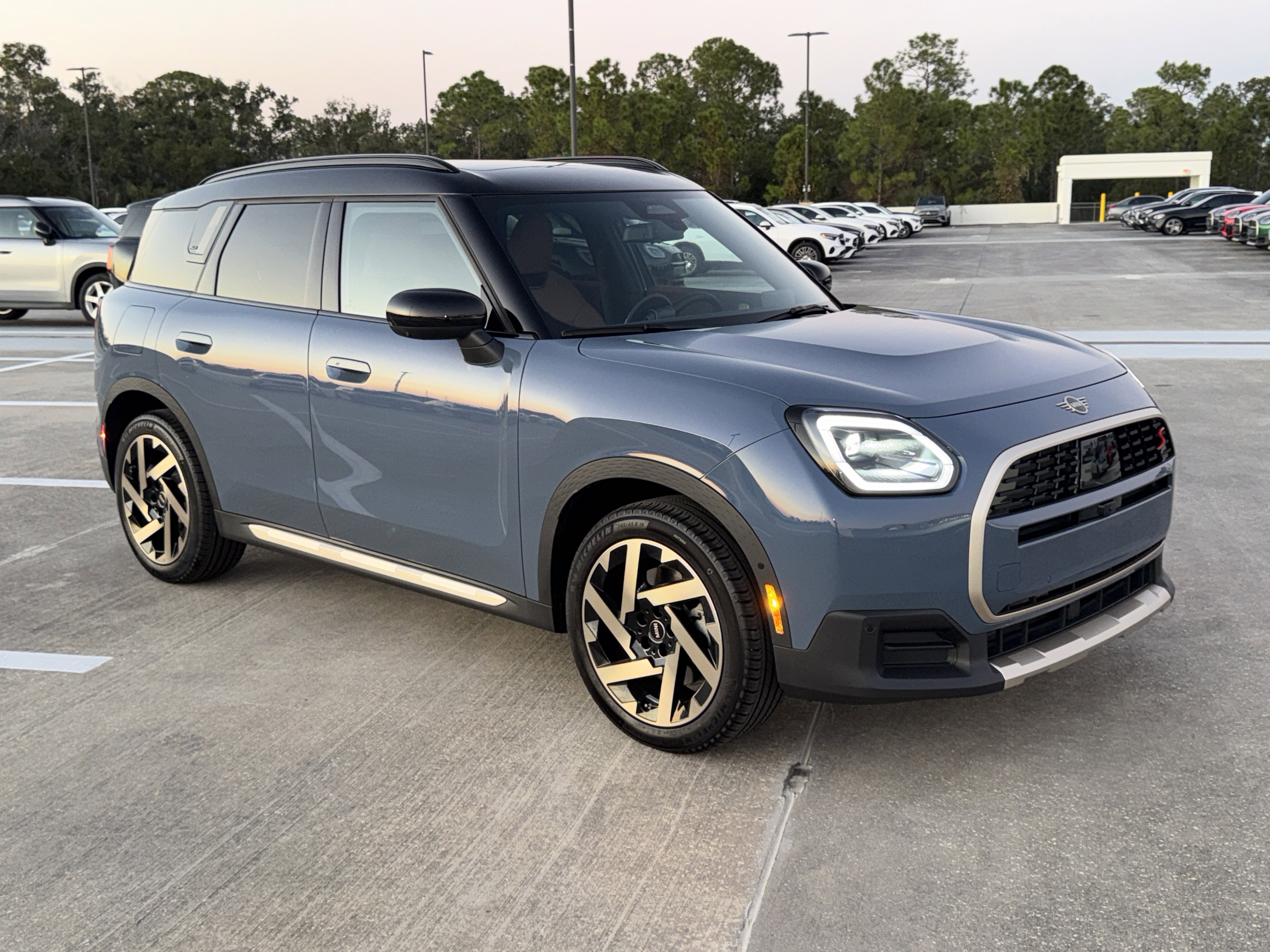 2026 MINI Countryman S's photo