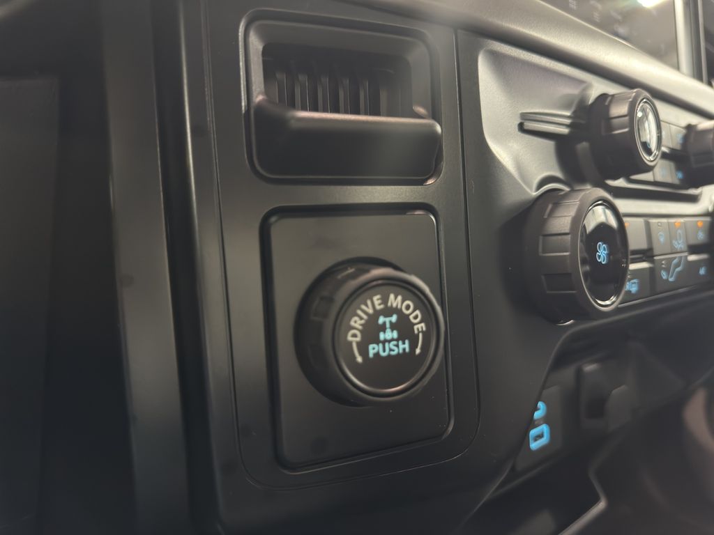 2024 Ford F-150 XL photo 24