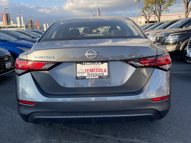 2025 Nissan Sentra S photo 4