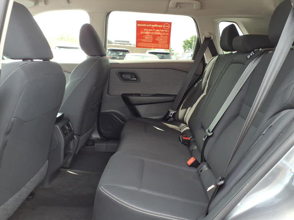 2023 Nissan Rogue S photo 12