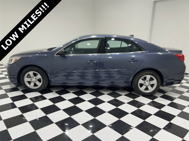 2013 Chevrolet Malibu LS photo 2