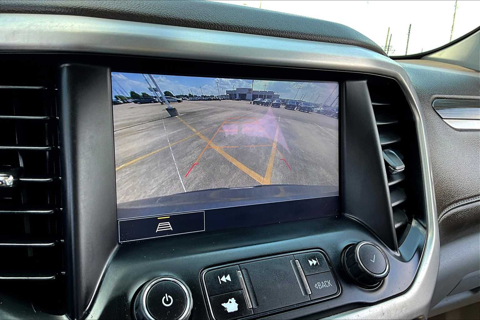 2022 Gmc Acadia SLT photo 26