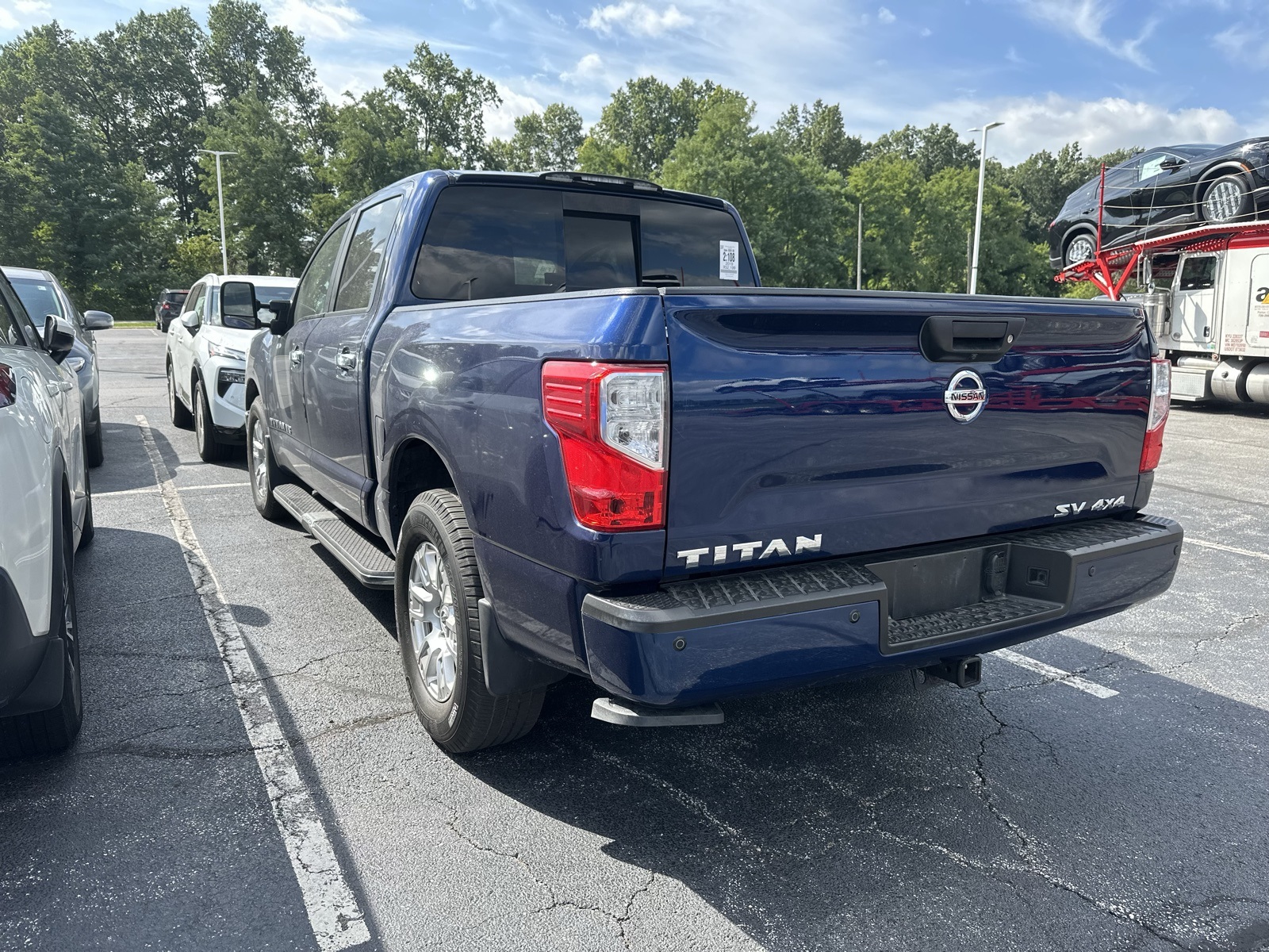 2019 Nissan Titan SV photo 3