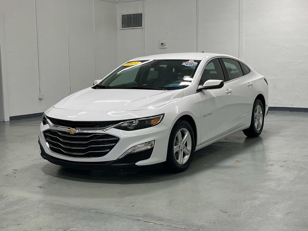 2024 Chevrolet Malibu LS photo 2