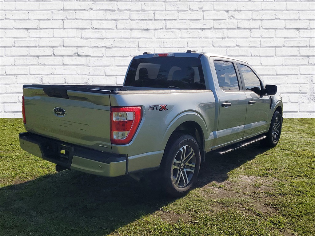2023 Ford F-150 XL photo 2