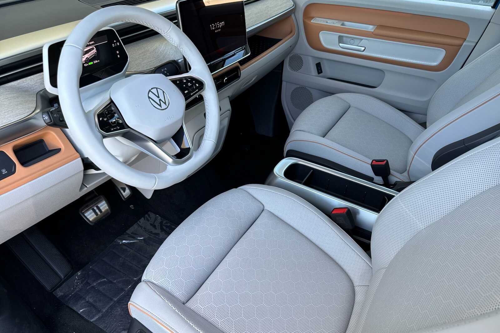 2025 Volkswagen ID. Buzz Pro Plus photo 10