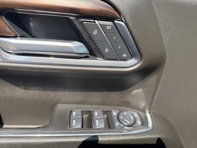 2025 Gmc Sierra 1500 SLT photo 9