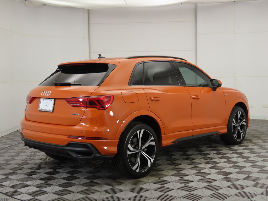 2024 Audi Q3 S line Premium Plus photo 5