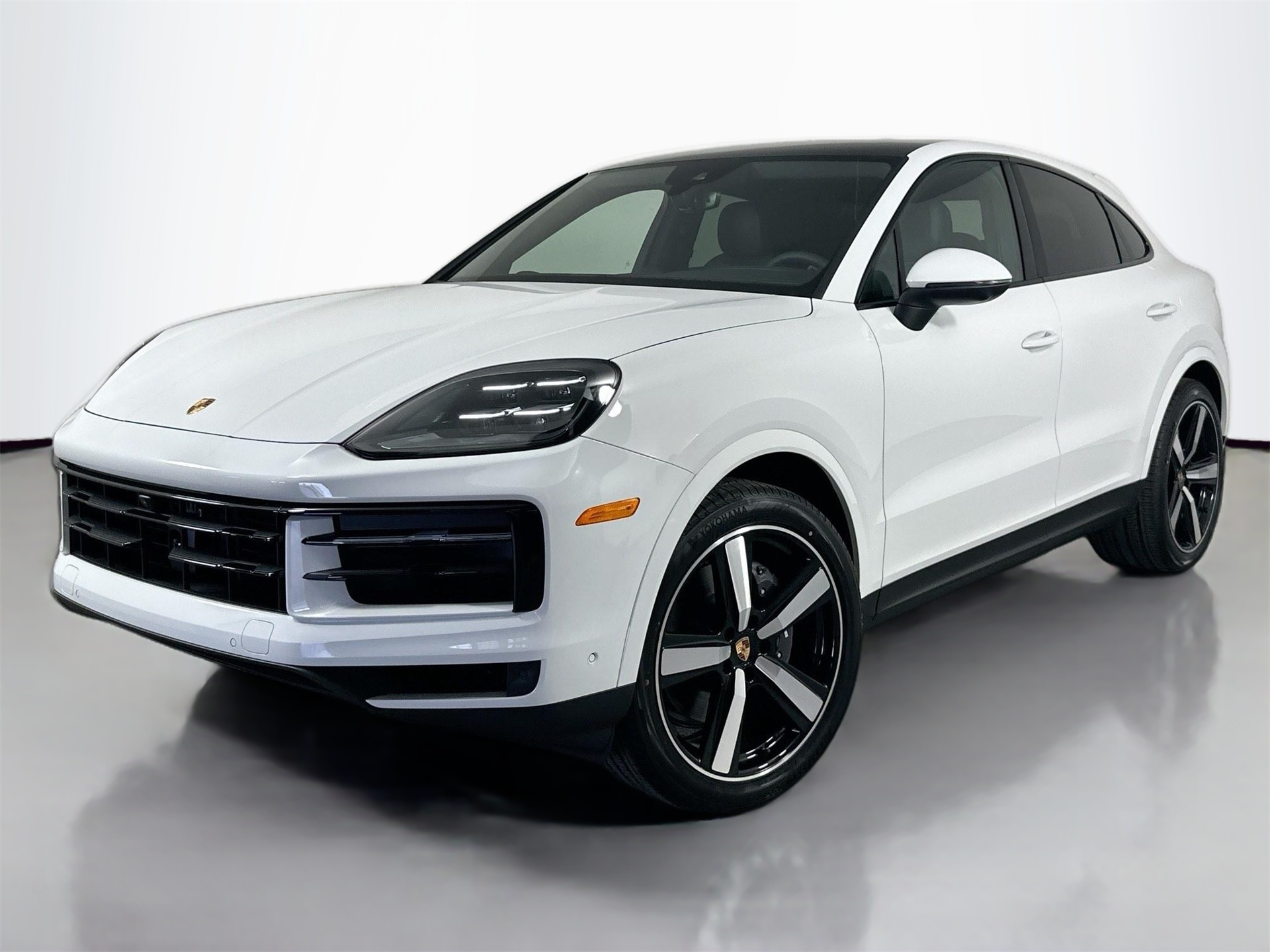 2025 Porsche Cayenne Coup Base's photo