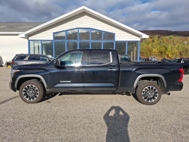 2023 Toyota Tundra Limited photo 2