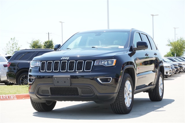 2022 Jeep Cherokee Laredo photo 3