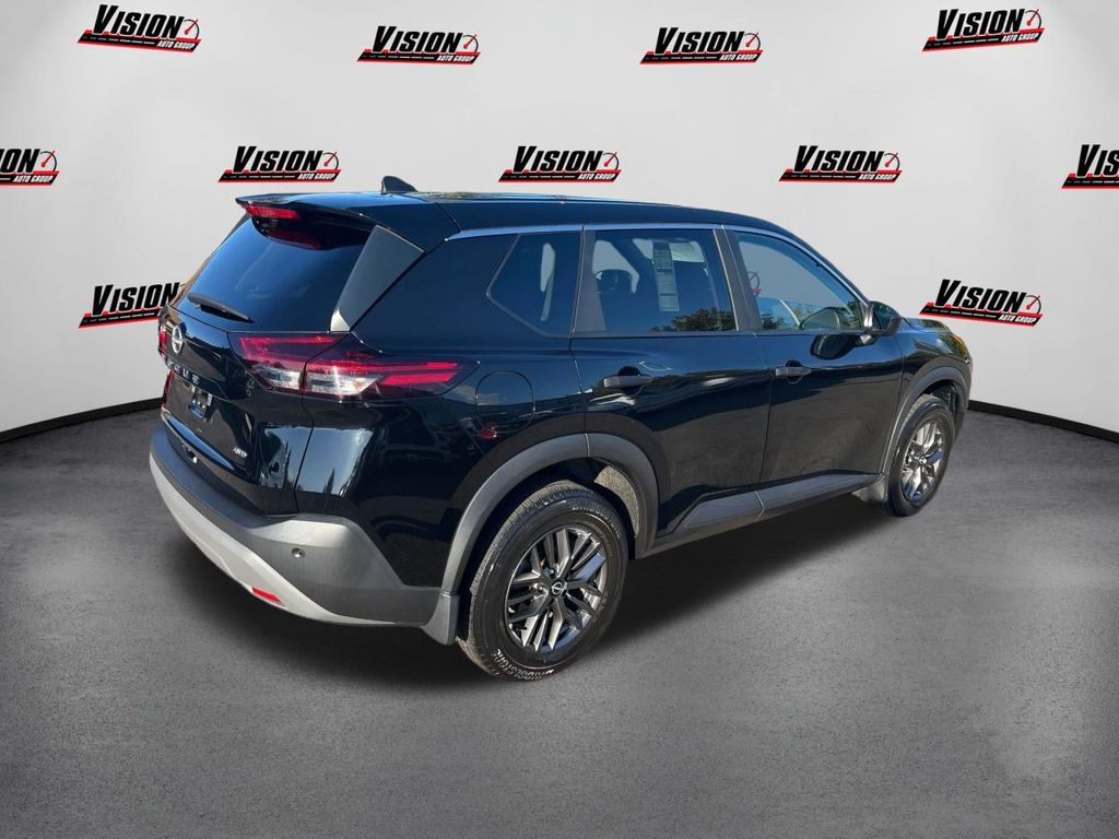 2023 Nissan Rogue S photo 5