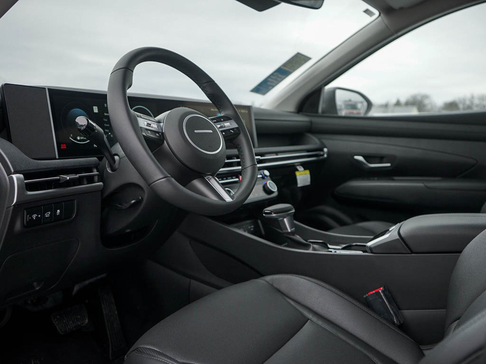 2025 Hyundai Tucson SEL Convenience photo 17