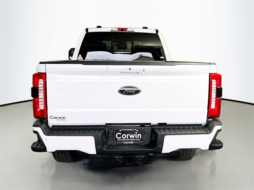 2025 Ford F-350 Lariat photo 14
