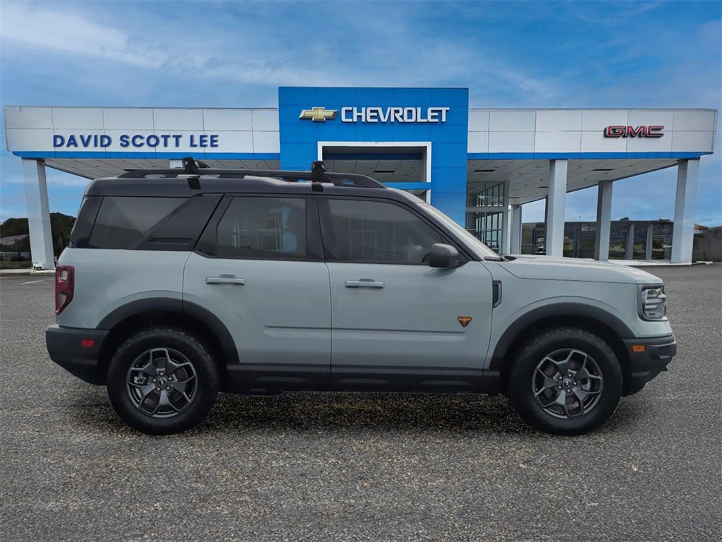 2021 Ford Bronco Sport Badlands photo 2