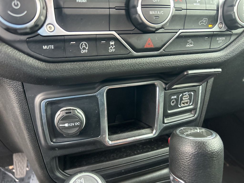2024 Jeep Gladiator Sport photo 35