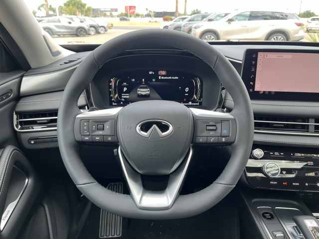 2026 Infiniti QX60 Luxe photo 13