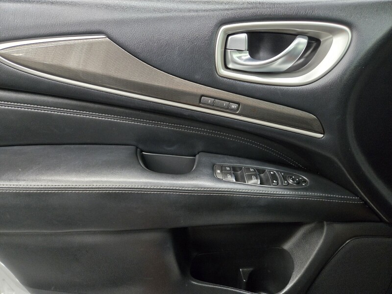 2016 Infiniti QX60 Base photo 16