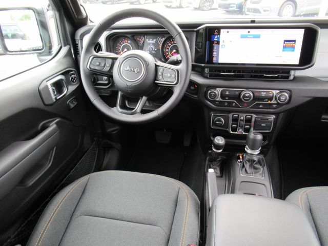 2025 Jeep Gladiator Sport S photo 13