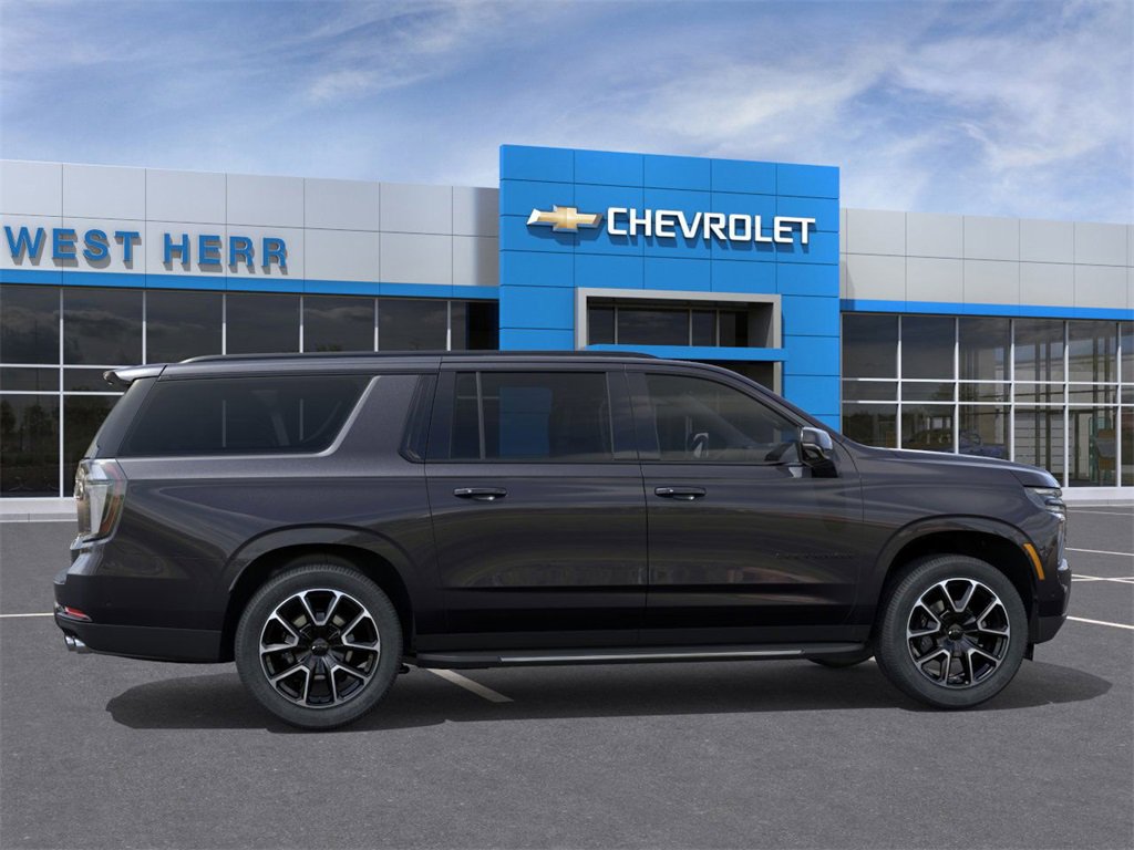 2026 Chevrolet Suburban RST photo 4