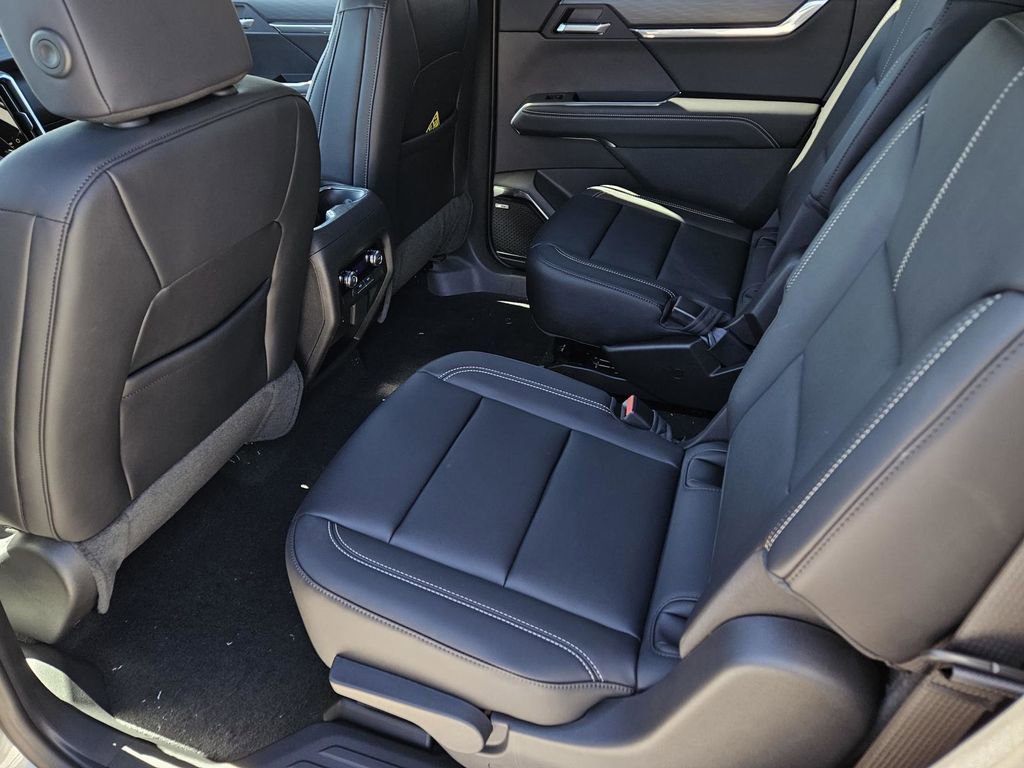 2026 Gmc Acadia Elevation photo 3