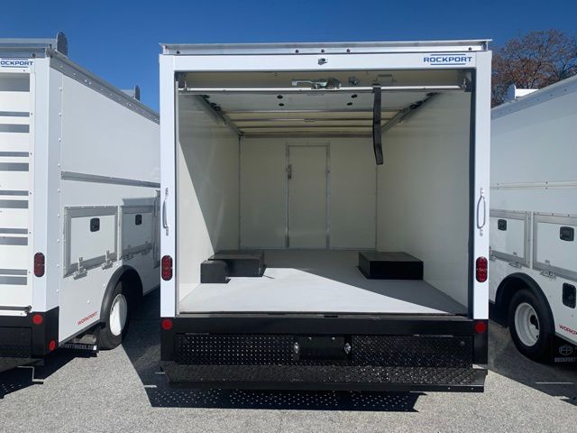 2026 Ford E-350 Base photo 2