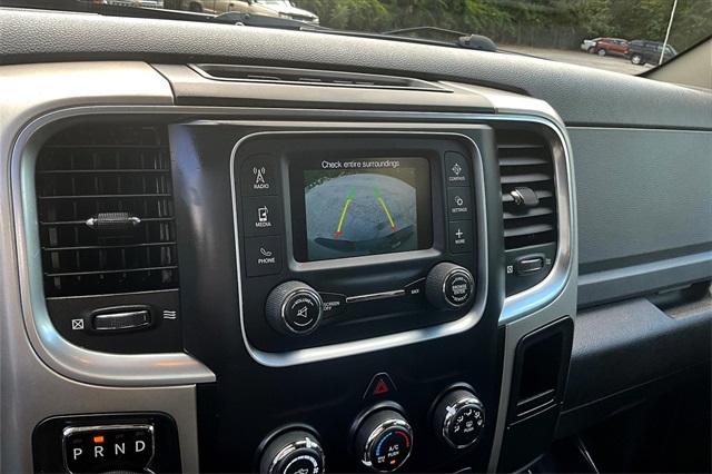 2020 Ram 1500 Classic Warlock photo 14