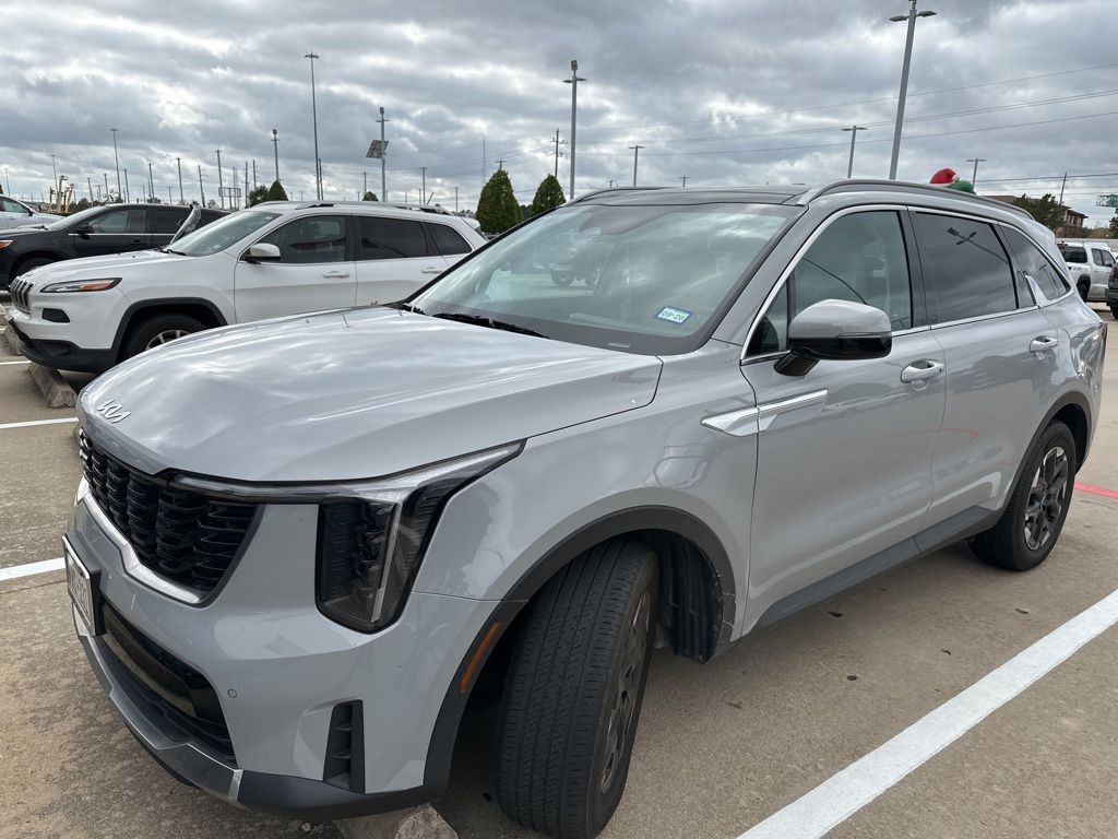 2025 Kia Sorento S's photo