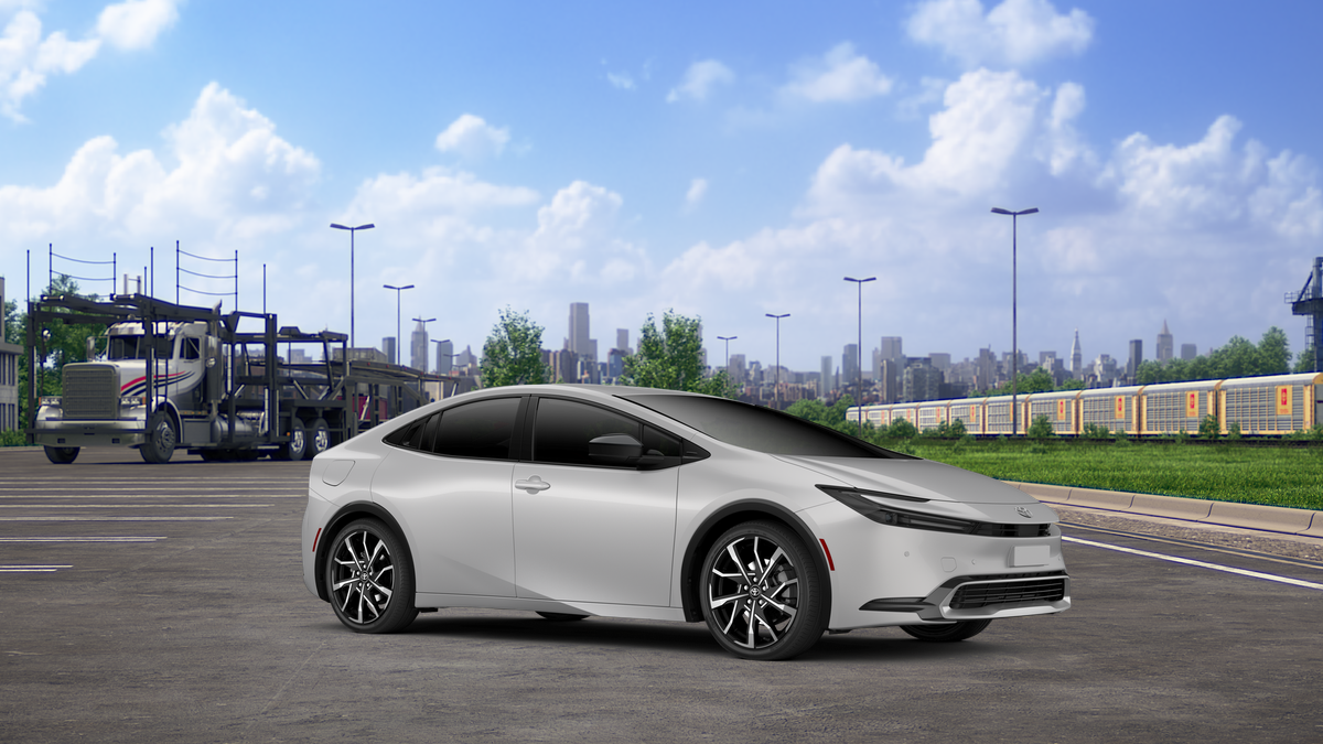 2026 Toyota Prius Plug-in Hybrid XSE photo 14