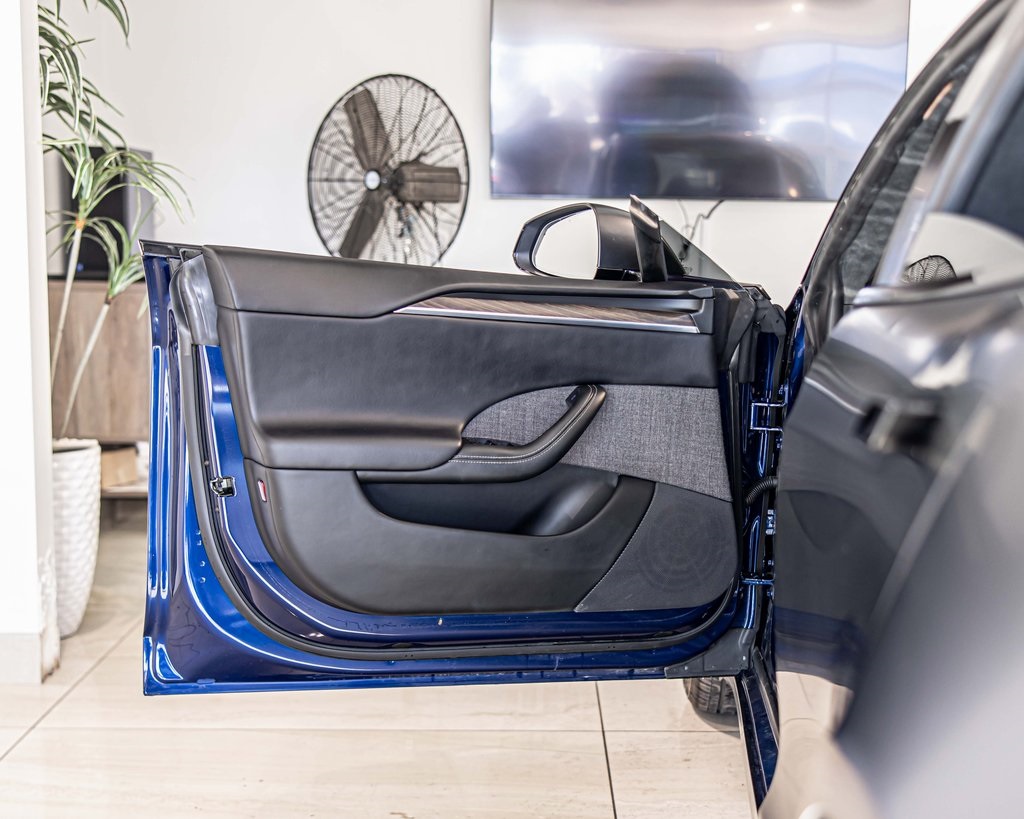 2021 TESLA MODEL S - Image 25