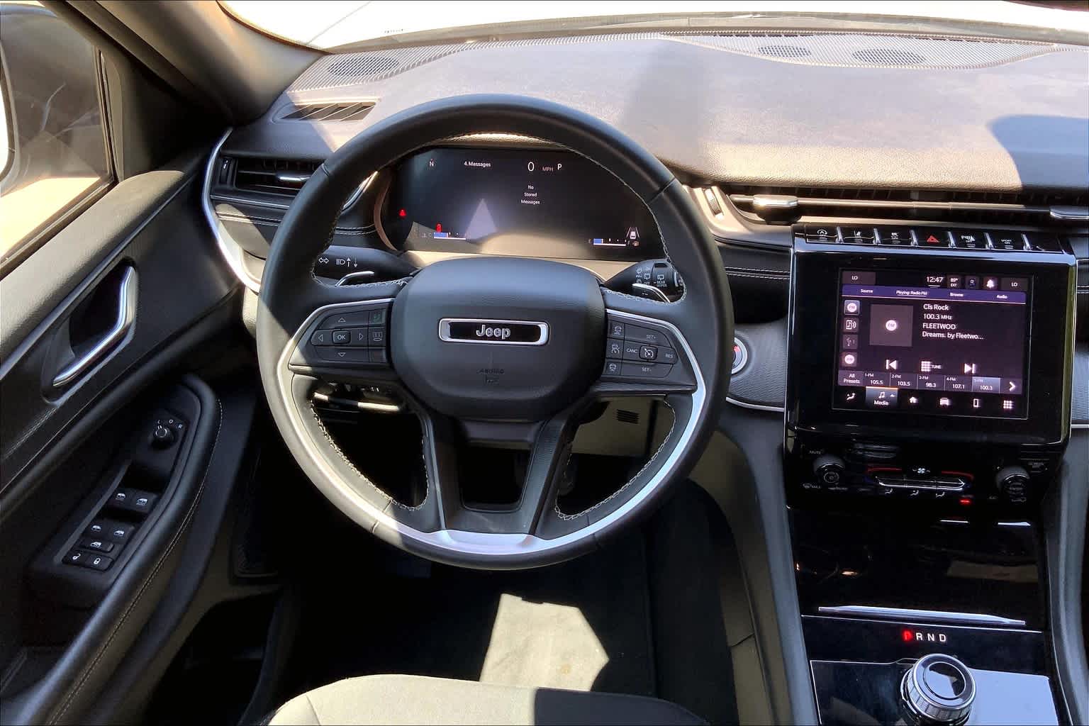 2024 Jeep Grand Cherokee Laredo X photo 5