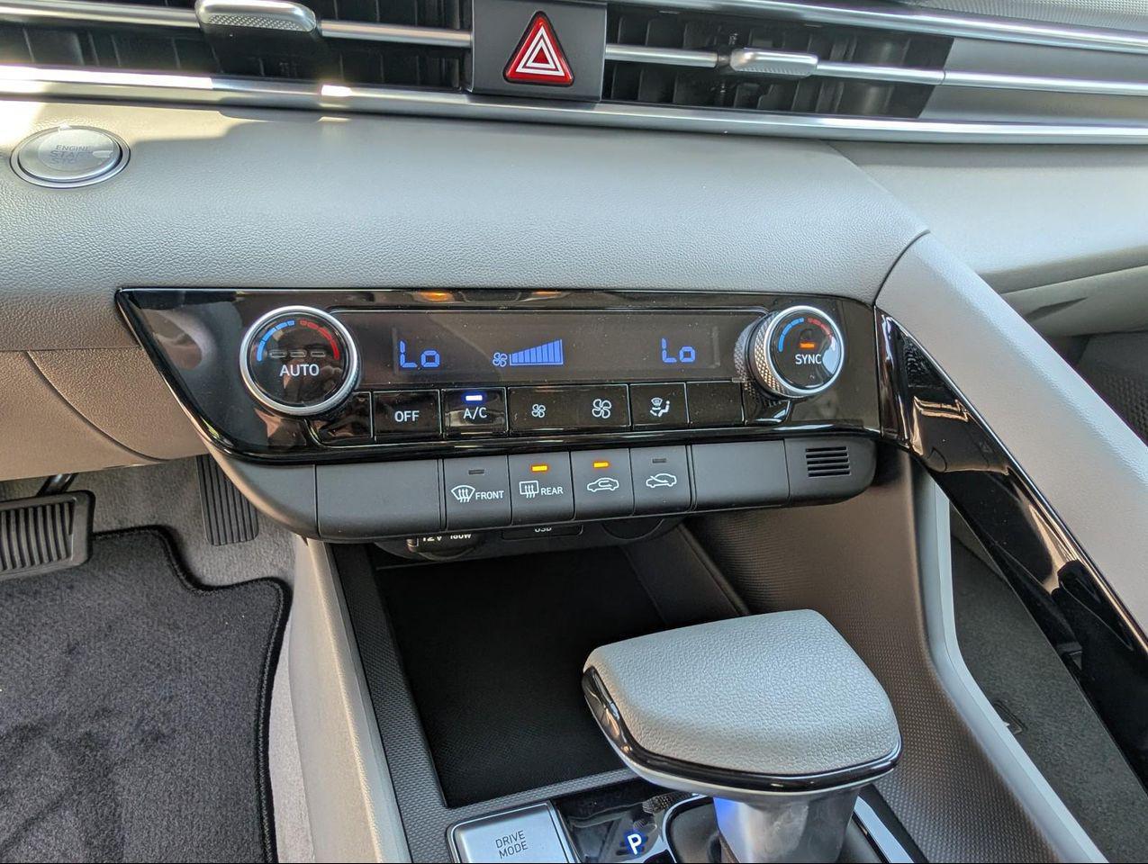 2025 Hyundai Elantra Hybrid Blue photo 11