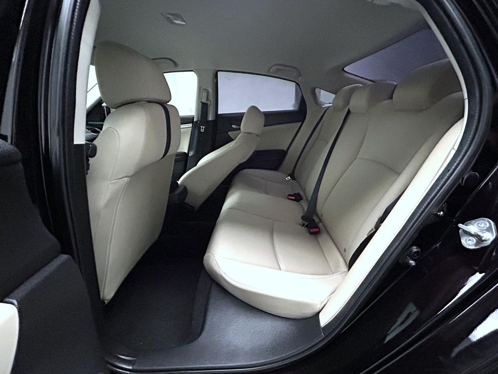 2017 Honda Civic LX photo 13