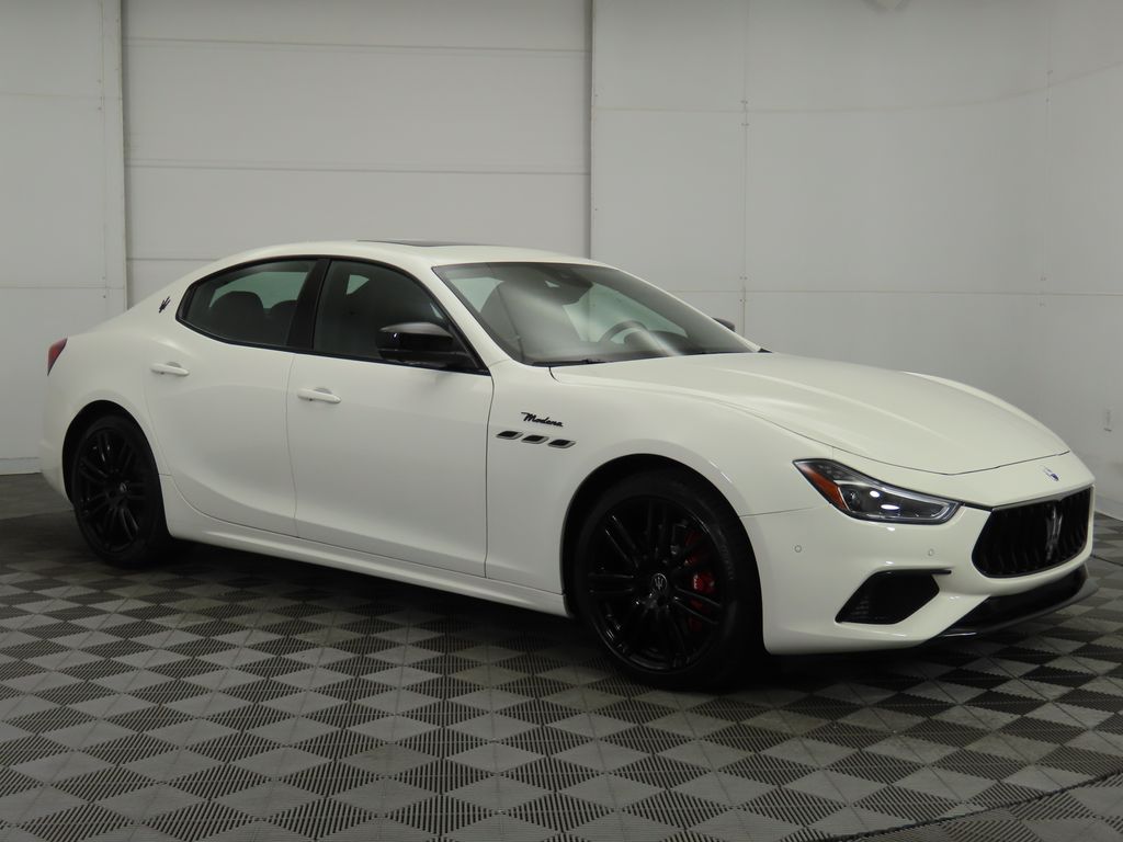 2024 Maserati Ghibli Modena photo 3
