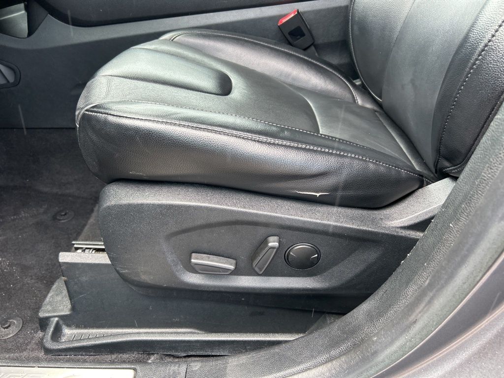 2022 Ford Edge Titanium photo 10