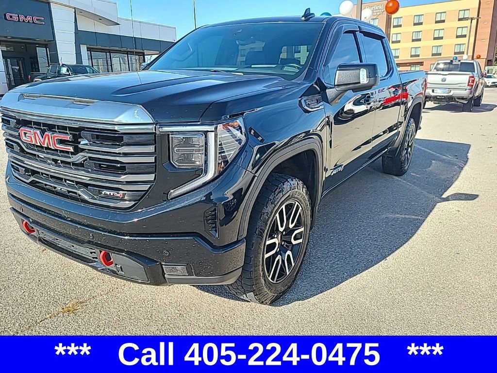 2023 GMC Sierra 1500 AT4's photo